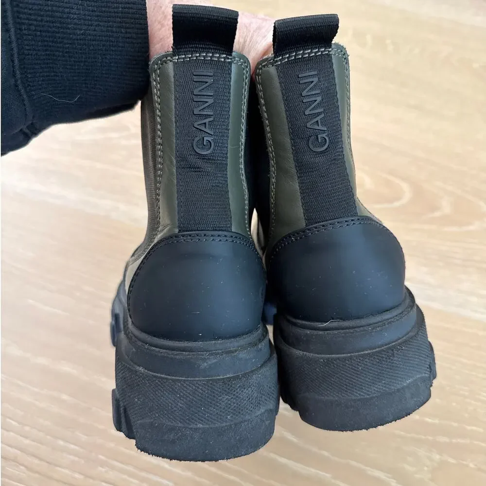 Ganni Chelsea Boots Lug Sole Size EU 37 Green Black